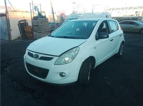 i20 (PB PBT) i20  20022002