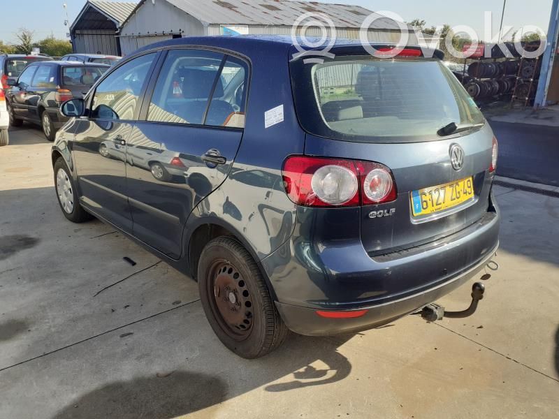 Golf Plus Golf  5M0831301P