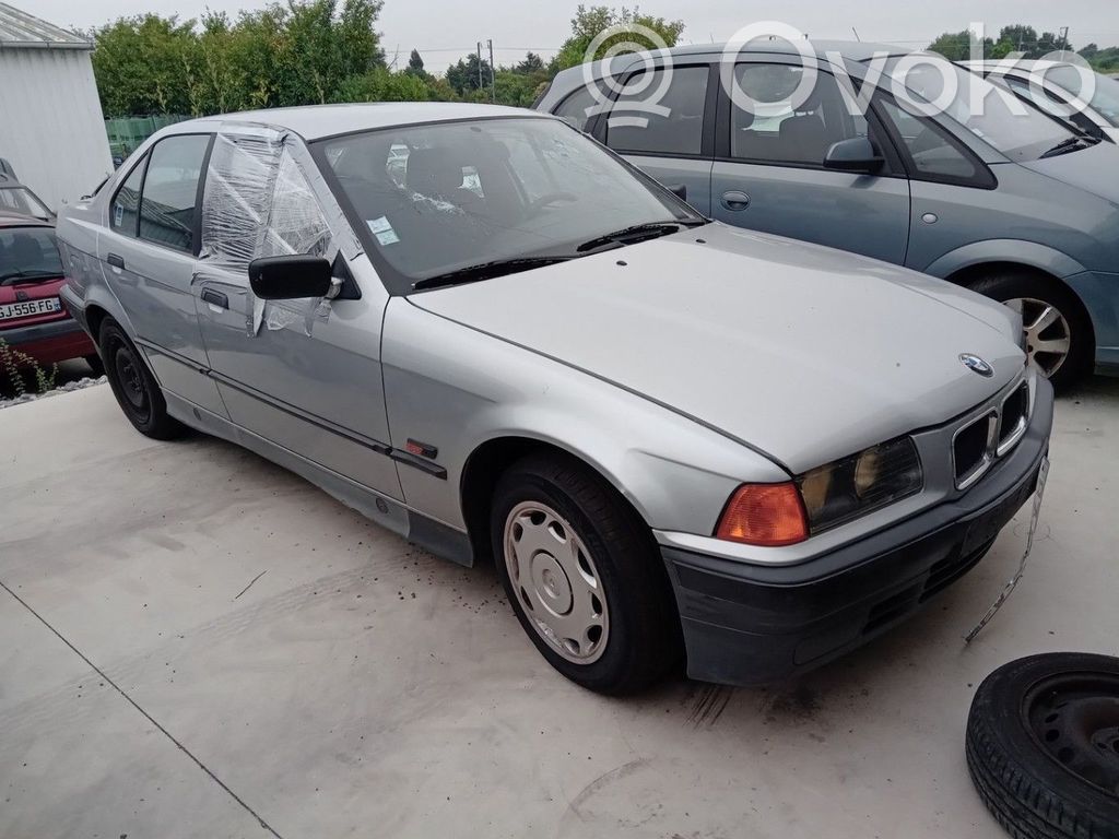 3 E36 Series 3  41518185798