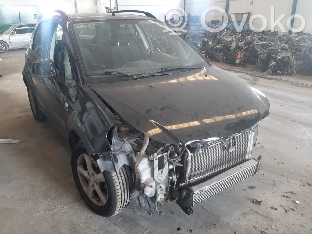 SX4 SX4 S-Cross  4940079J90