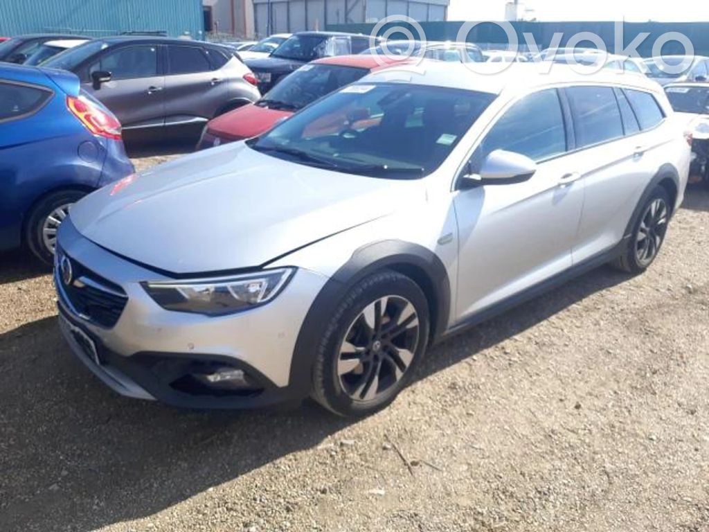 Insignia B Insignia  GU002001