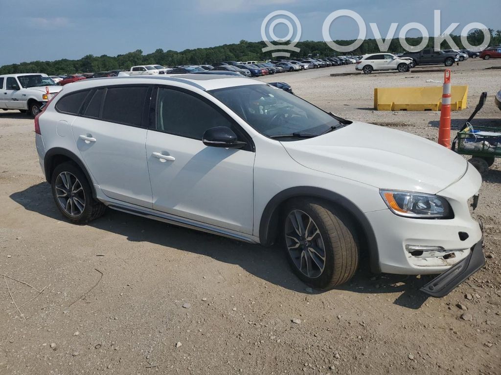 V60 V60, V60 Cross Country  31430442