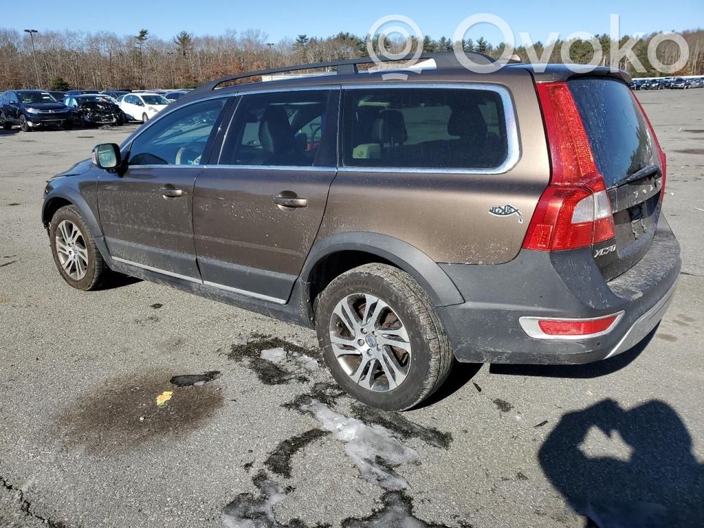 XC70 XC70  31343678AA