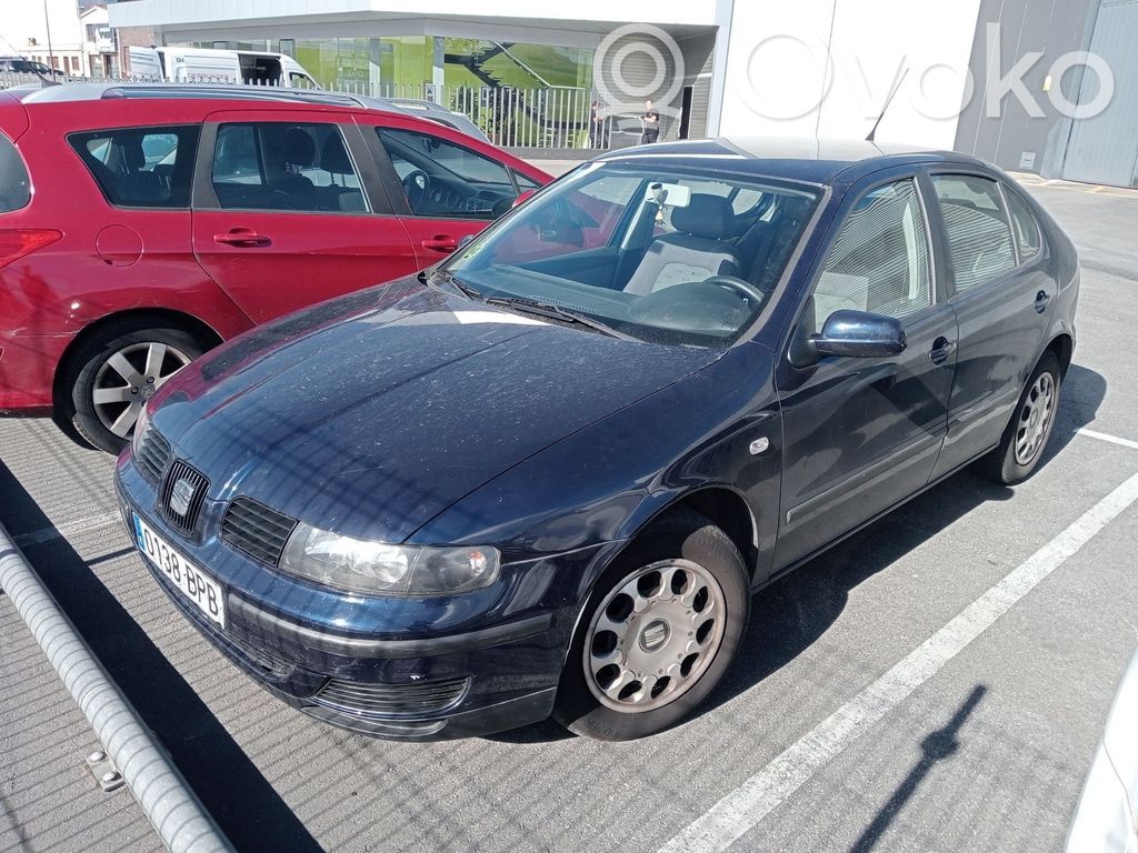 Leon (1M) Leon  1M0820045A