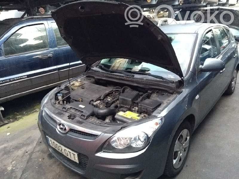 i30 i30  282012A730