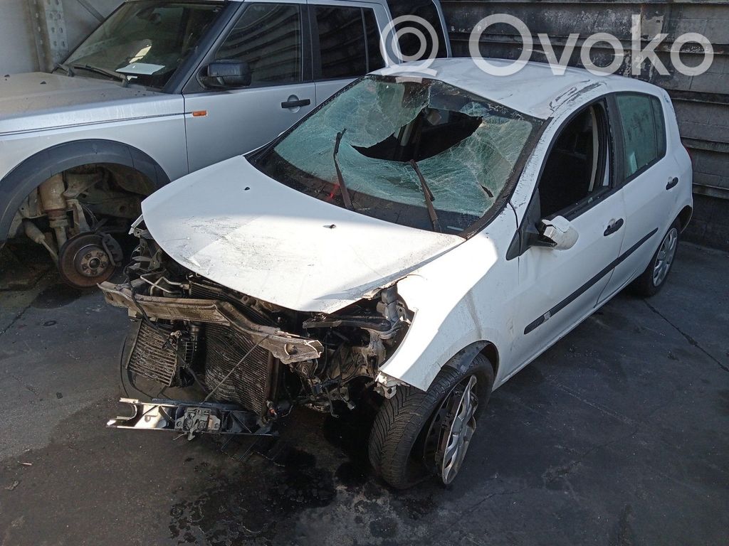 Clio II Clio  8200499586