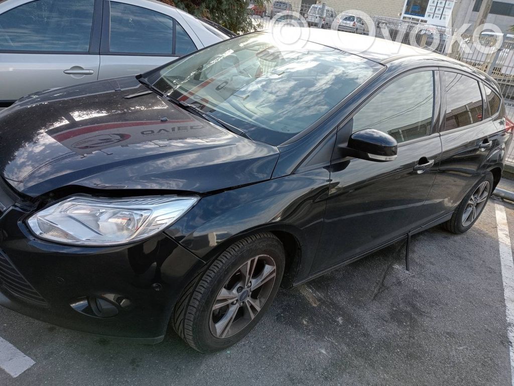 Focus Focus  AV6T13335AD