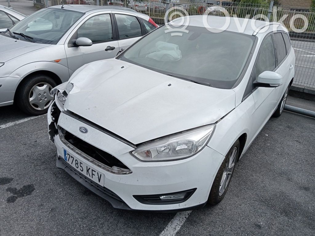 Focus Focus  AV6N10300DC