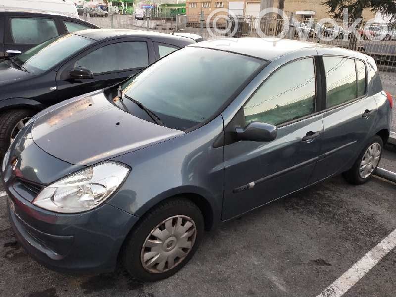 Clio III Clio  8200390675