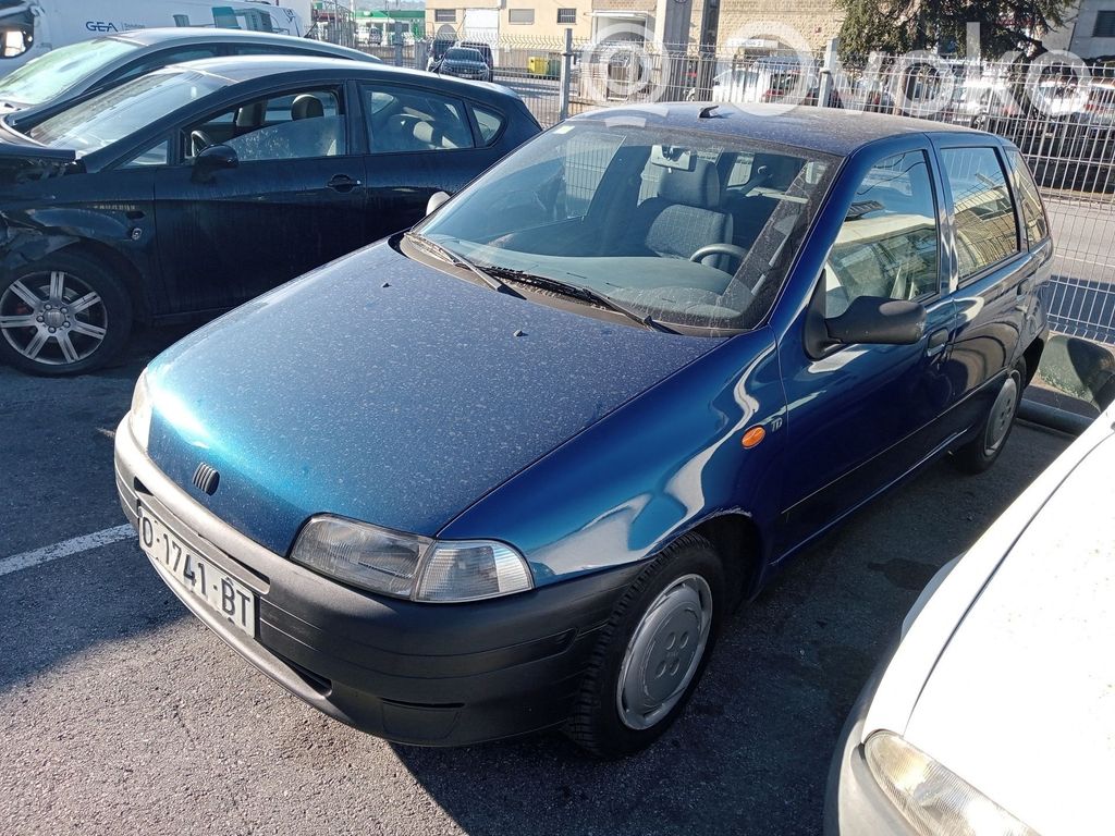 Punto (176) Punto