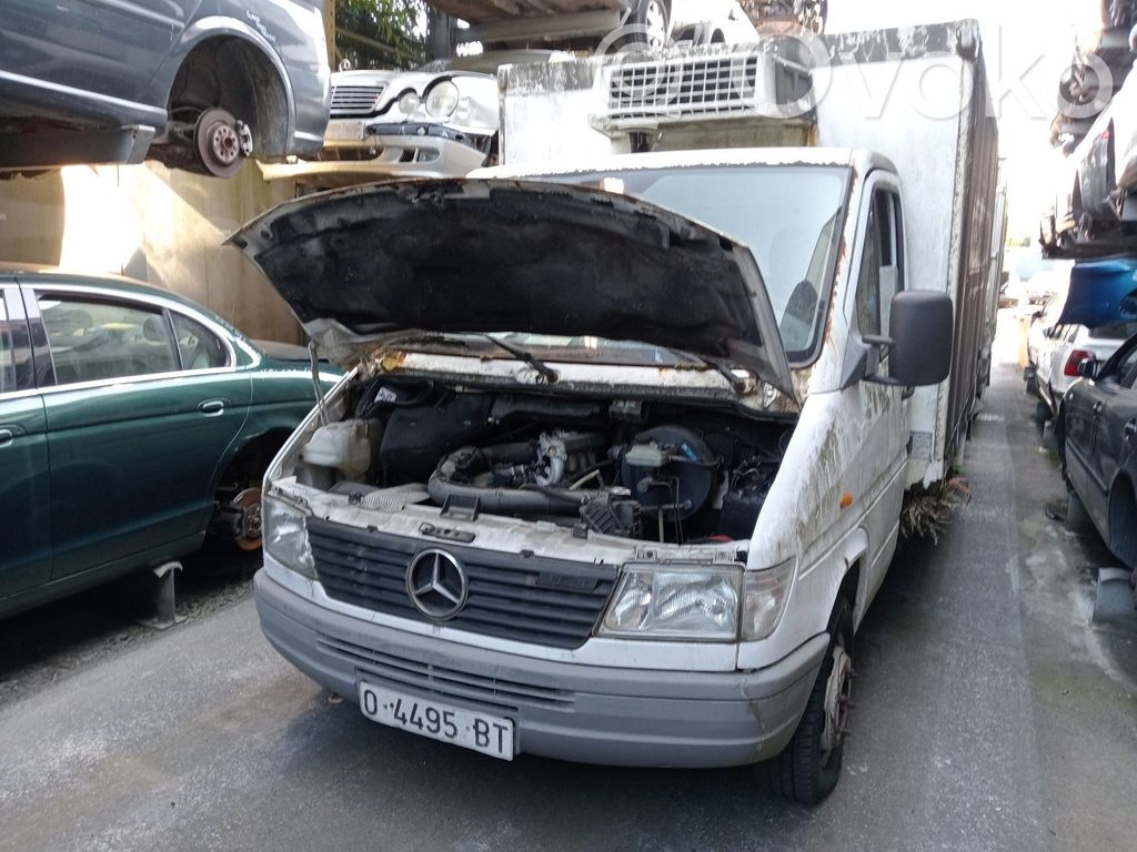 Sprinter W901 W902 W903 W904 Sprinter  A9014610401