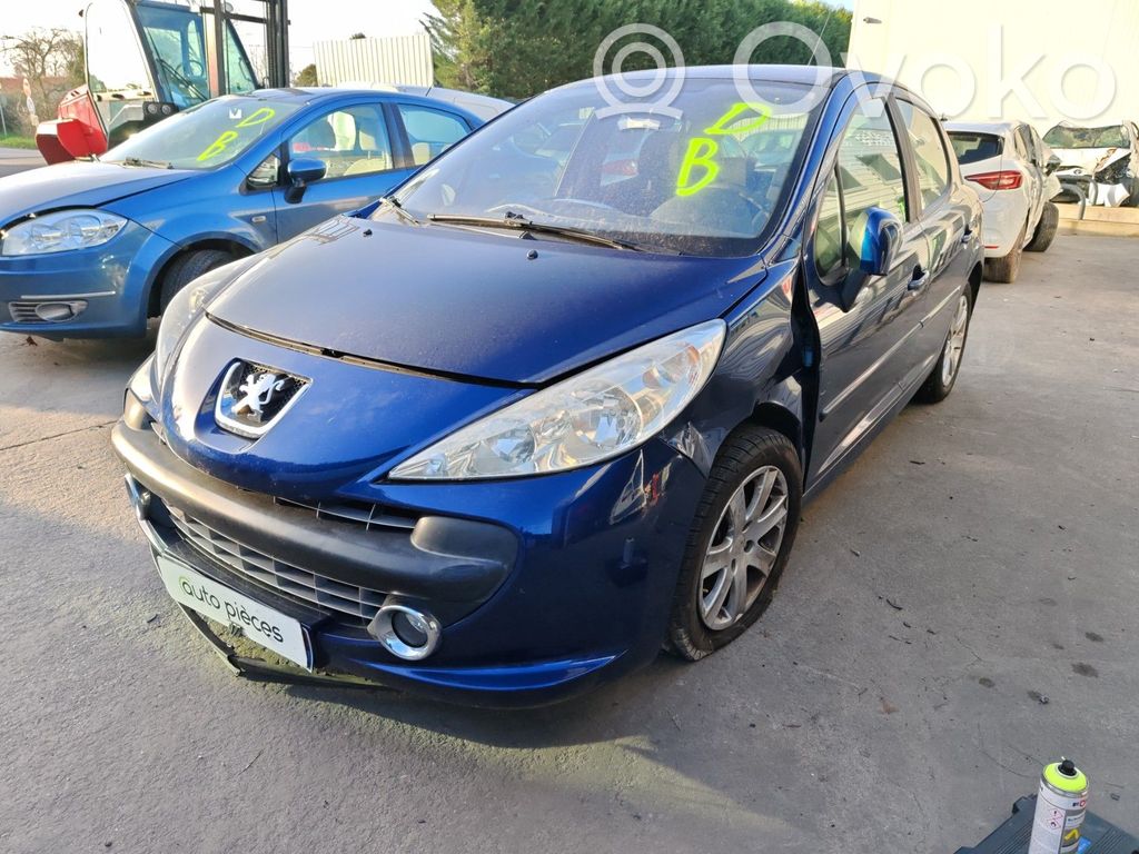 207 207  1940TQ