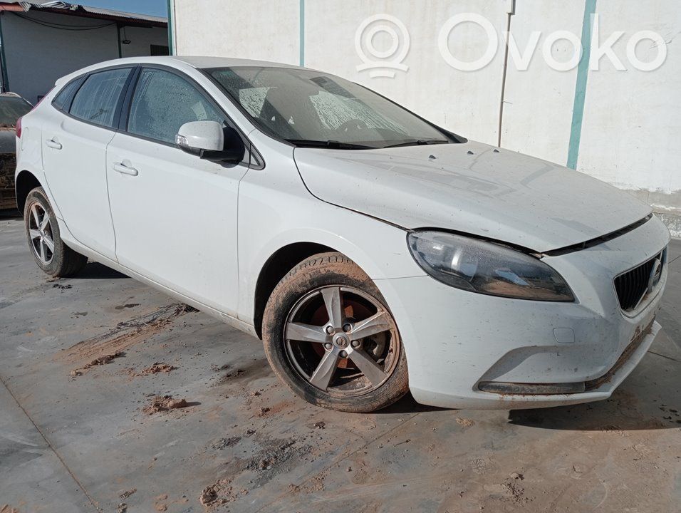 V40 S40, V40  32351000