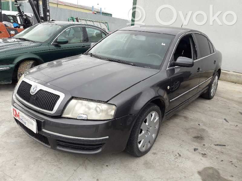 Superb B5 (3U) Superb  06B903016E
