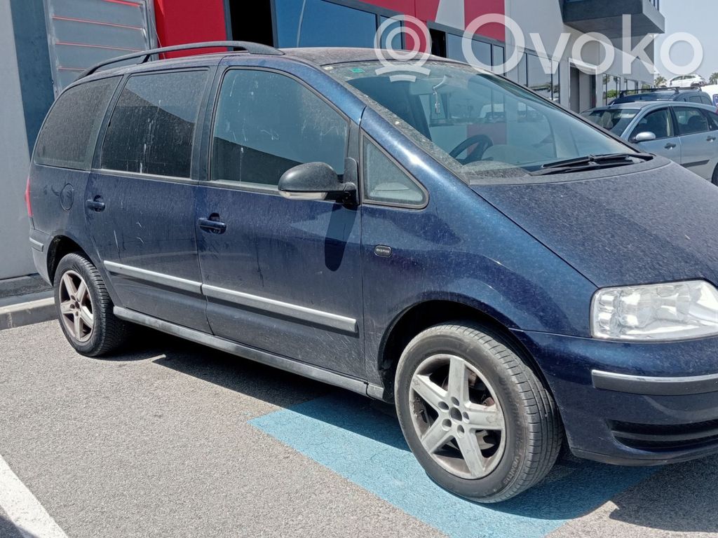 Sharan Sharan  7M3145805