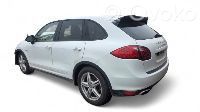 Cayenne (92A) Cayenne  7P5857501AP