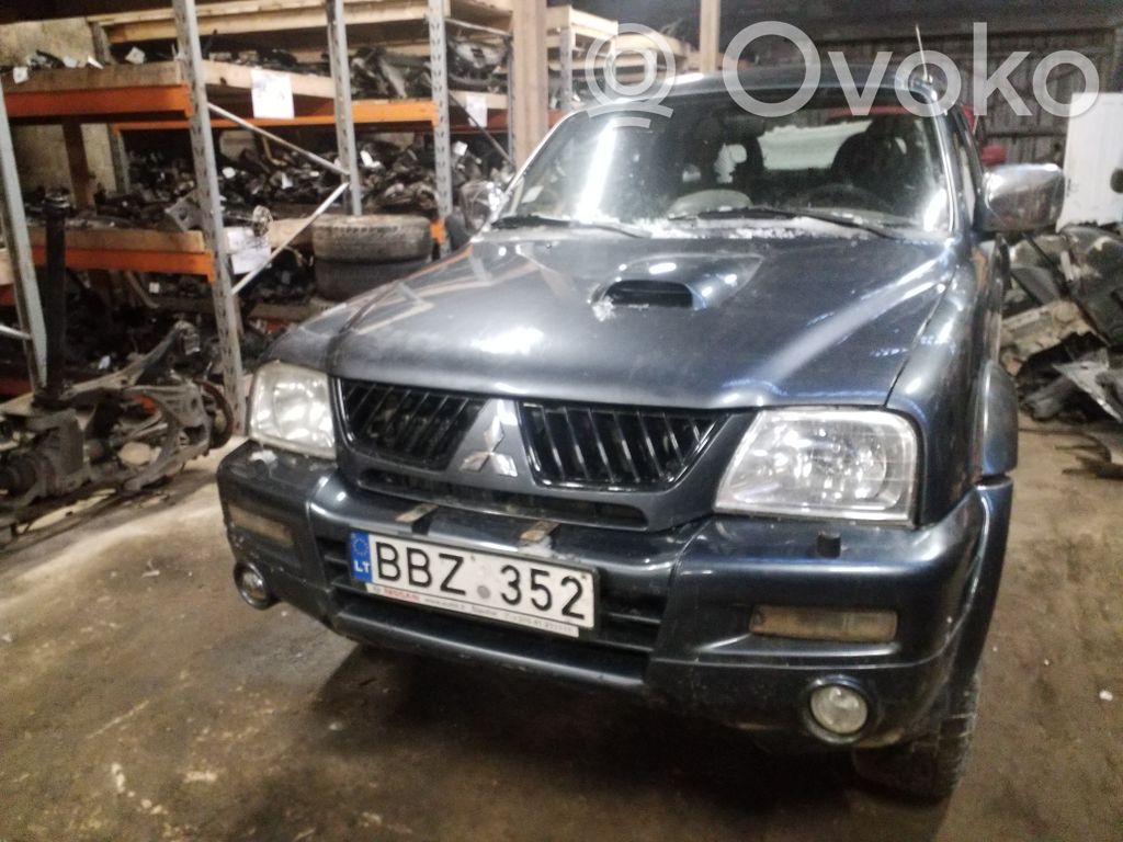 L200 L200, L300, L400 Space Gear  MR166014