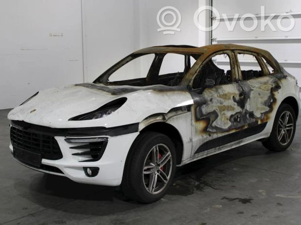 Macan (95B) Macan  95B941031BT