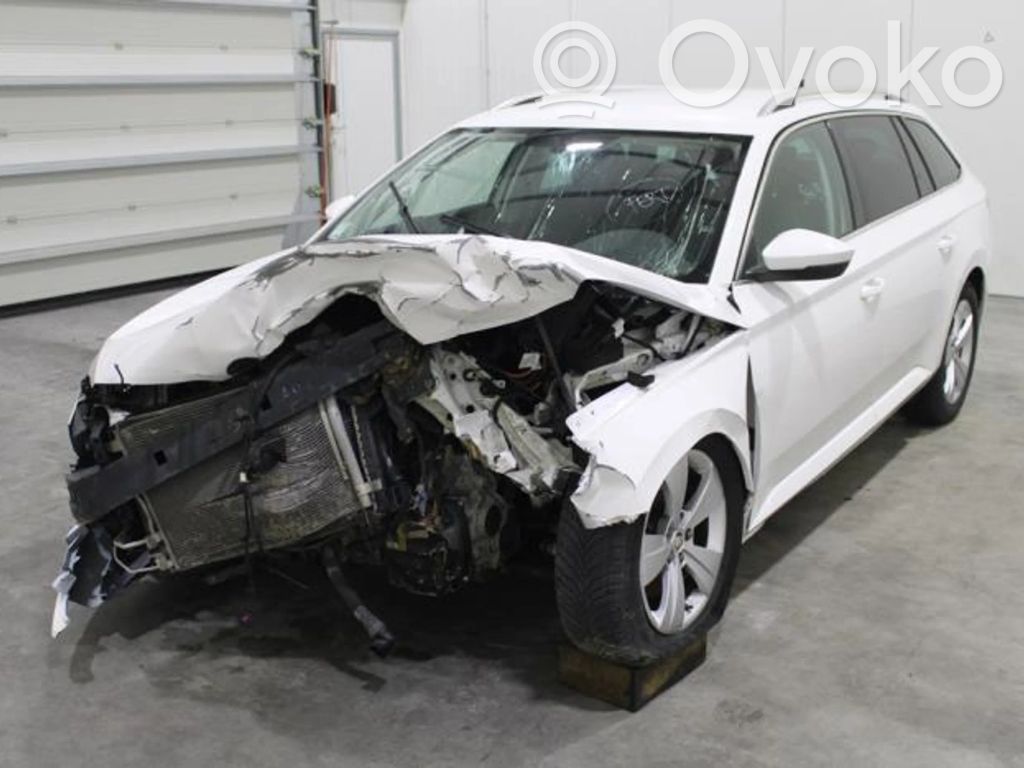 Superb B8 (3V) Superb  5E3419093A