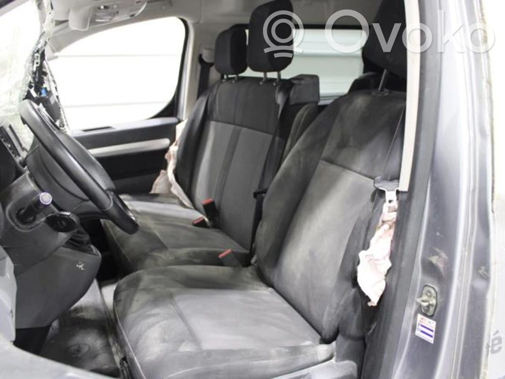 Vivaro Vivaro  9821395680