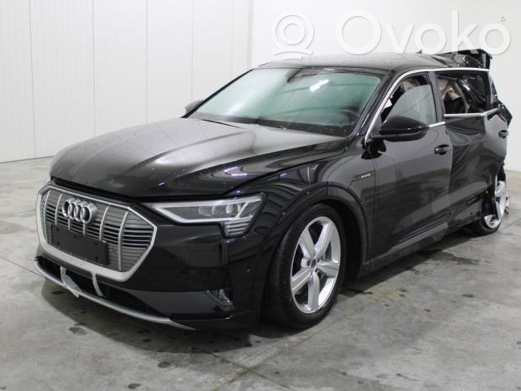 e-tron e-tron  4KE614100AD