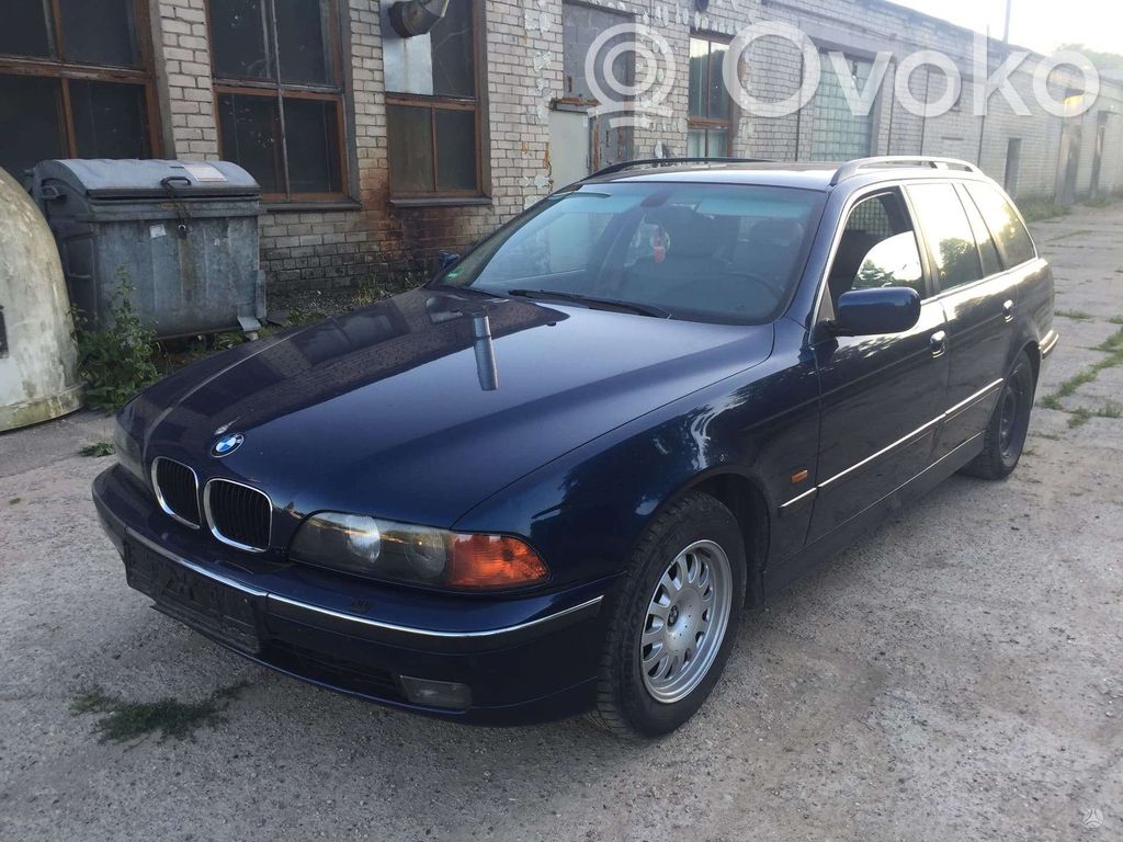 5 E39 Series 5  8373712