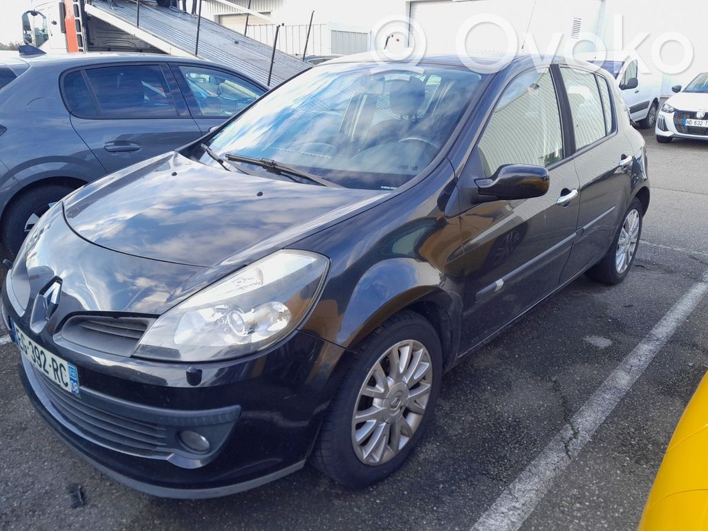 Clio III Clio  7701058024