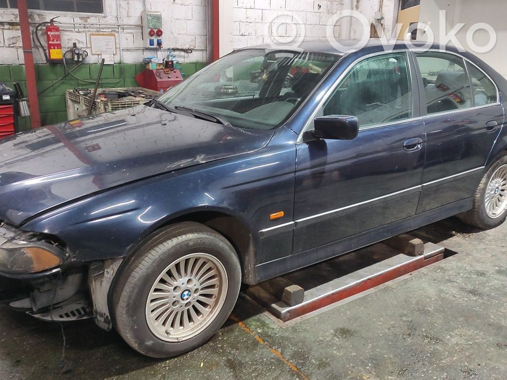 5 E39 Series 5  1229748