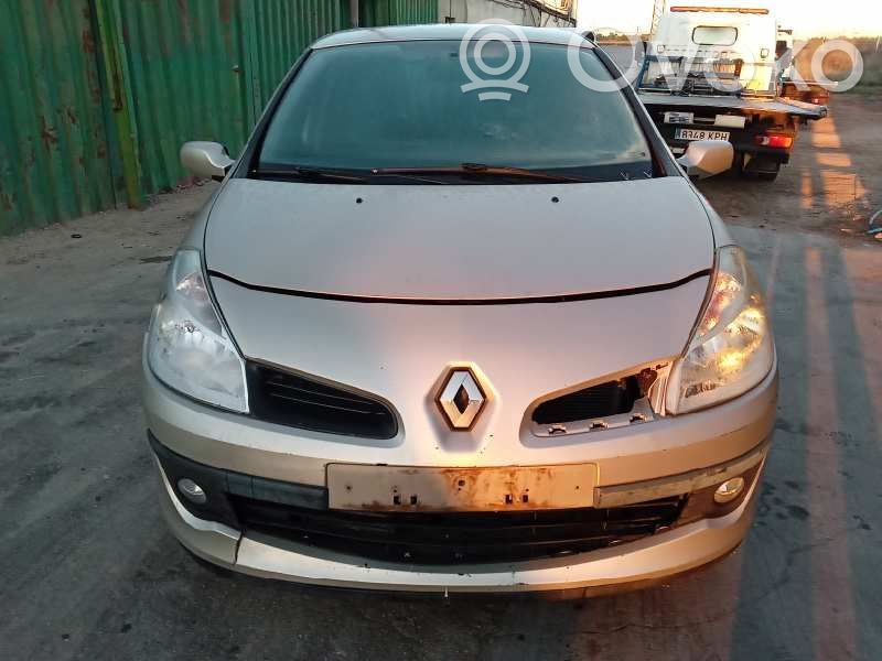 Clio III Clio  8200471888B