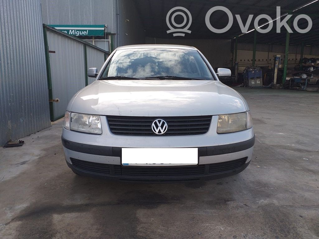 PASSAT B5 Passat  8EA011610491