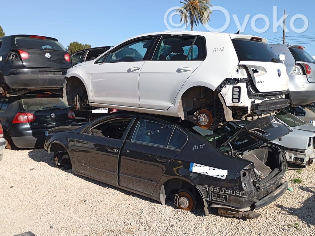 Golf VII Golf  5G0945312B