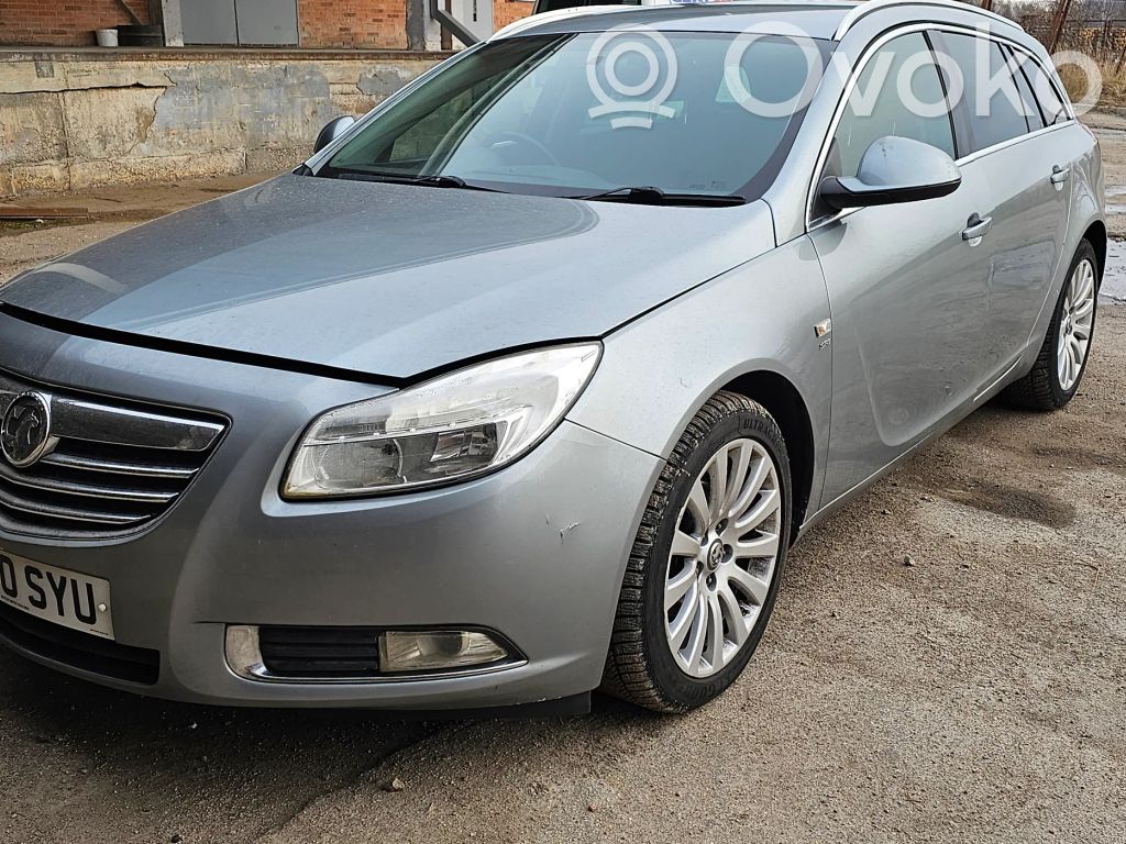 Insignia A Insignia  12636386