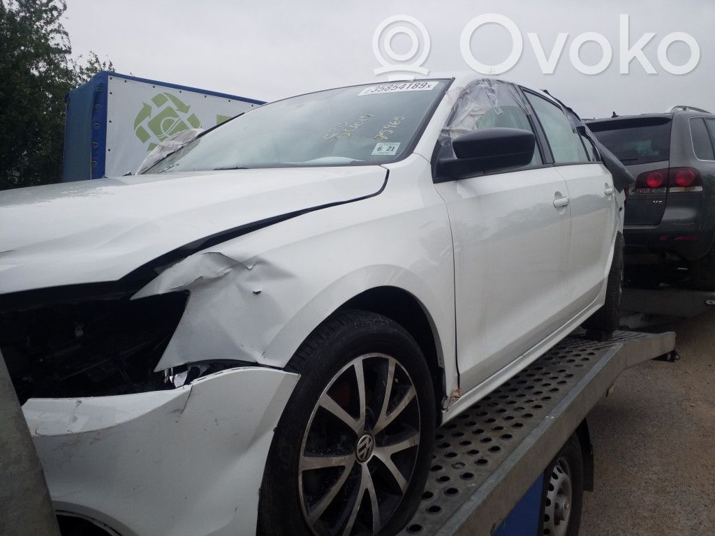 Jetta VI Jetta  5C6962125