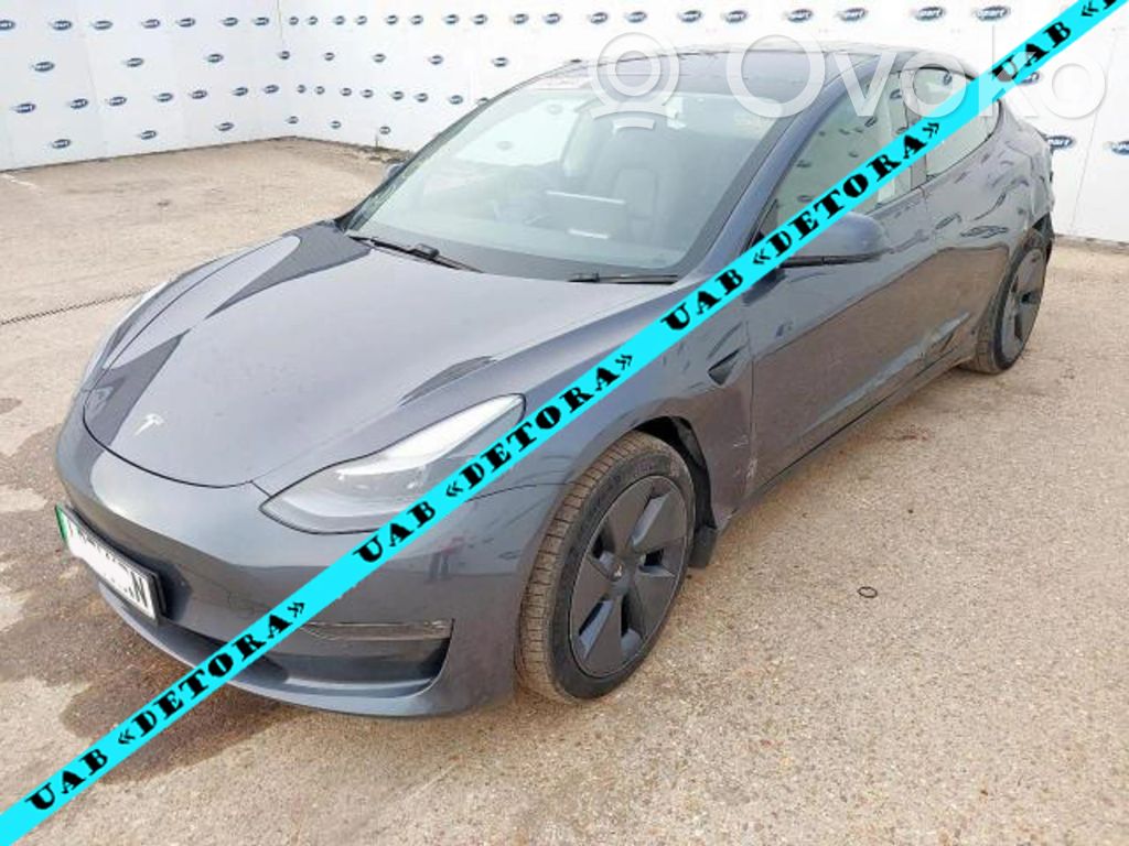 Model 3 Tesla Model 3  104474500B