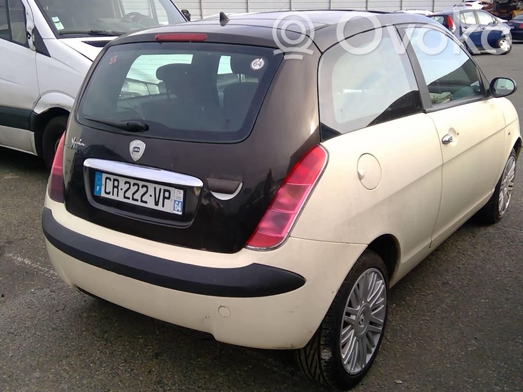 Ypsilon Ypsilon  51774224