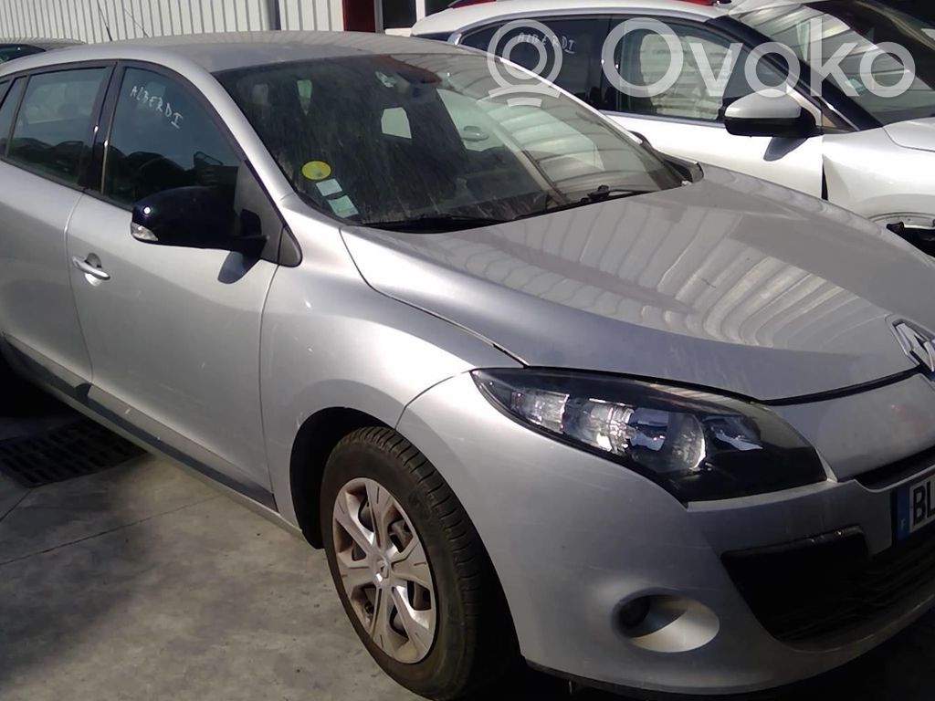 Megane III Megane  821012909R