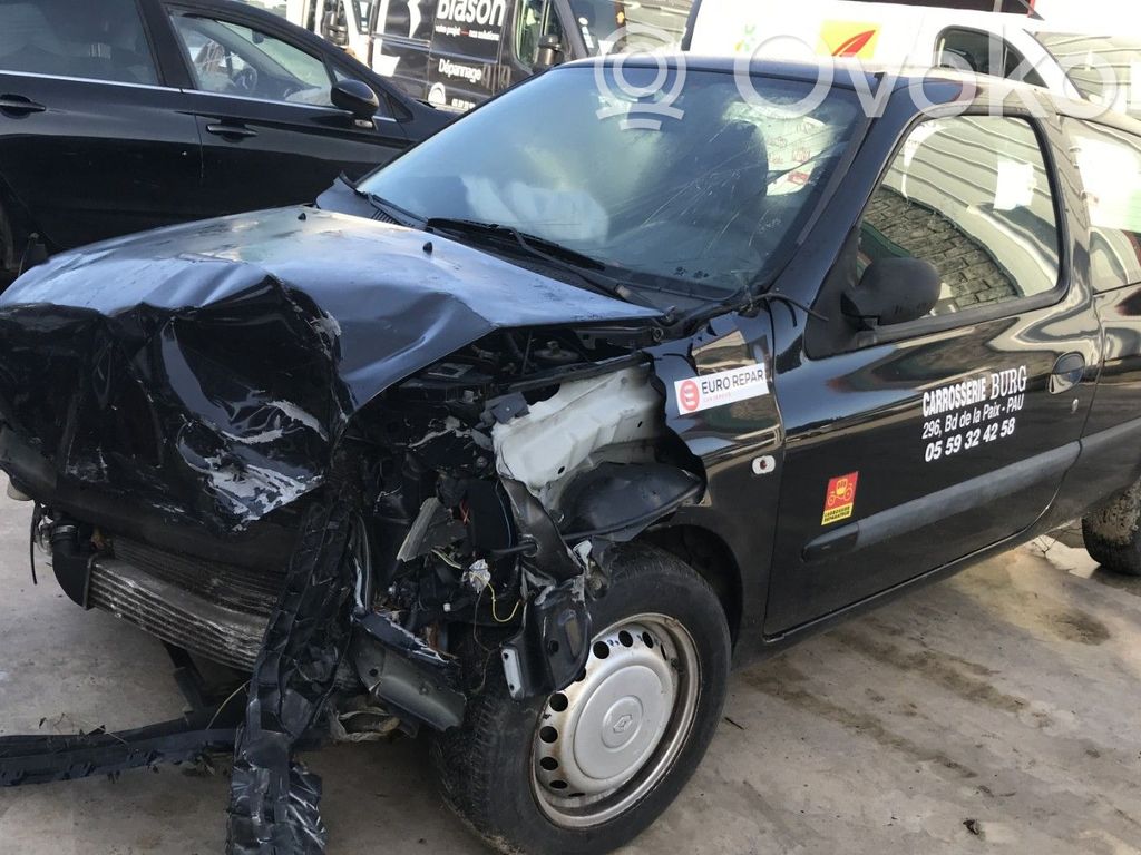 Clio II Clio  7701067035