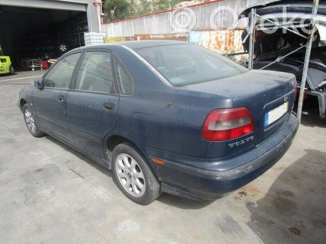 S40, V40 S40, V40