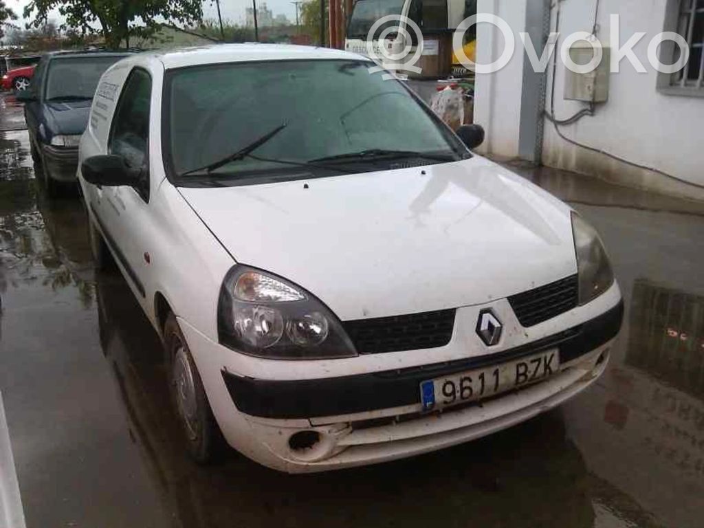 Clio II Clio  8200039885
