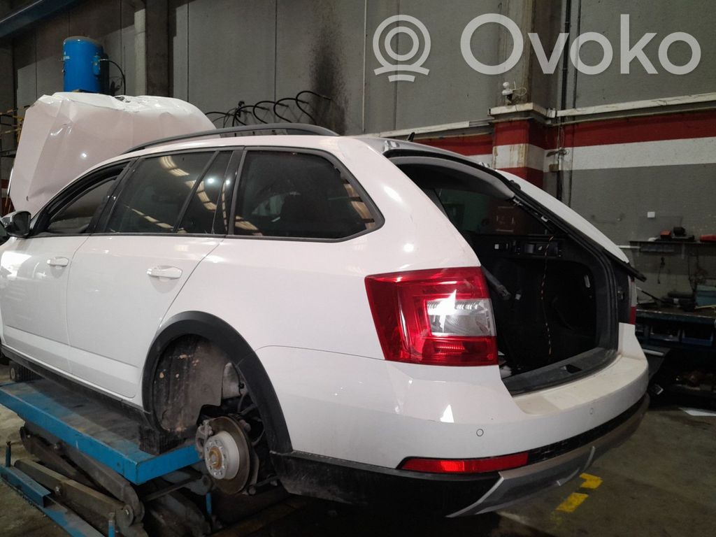 Octavia Mk1 (1U) Octavia  5E9807421