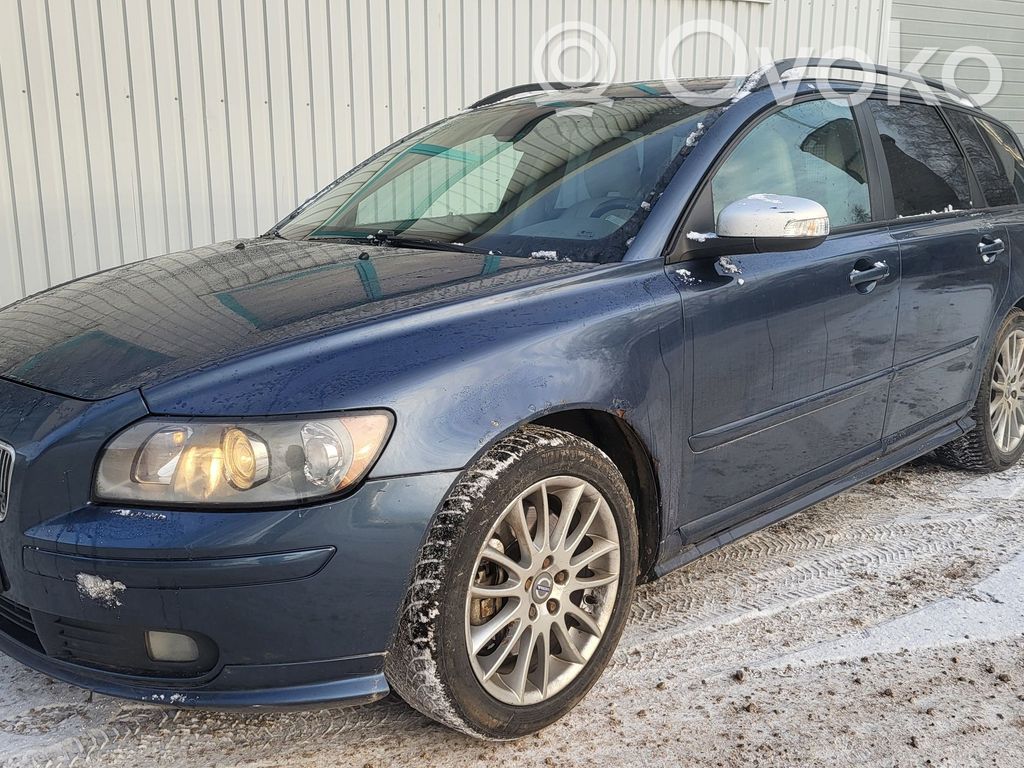V50 V50  30773111