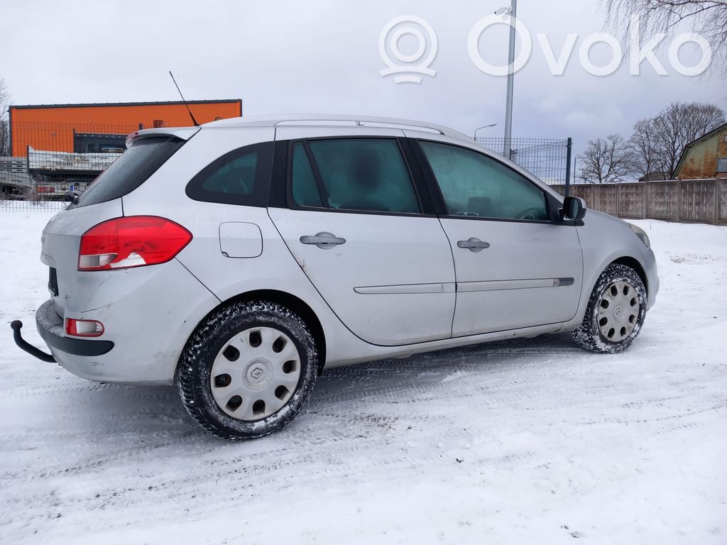 Clio III Clio  8200766085