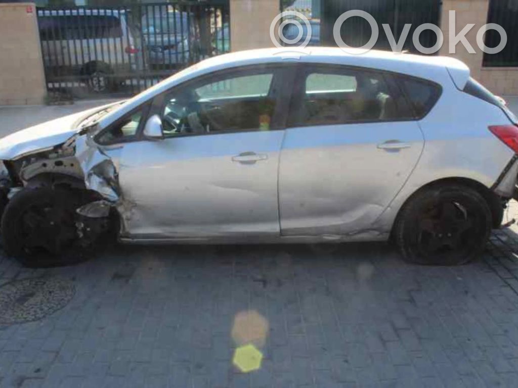 Astra J Astra  13251382