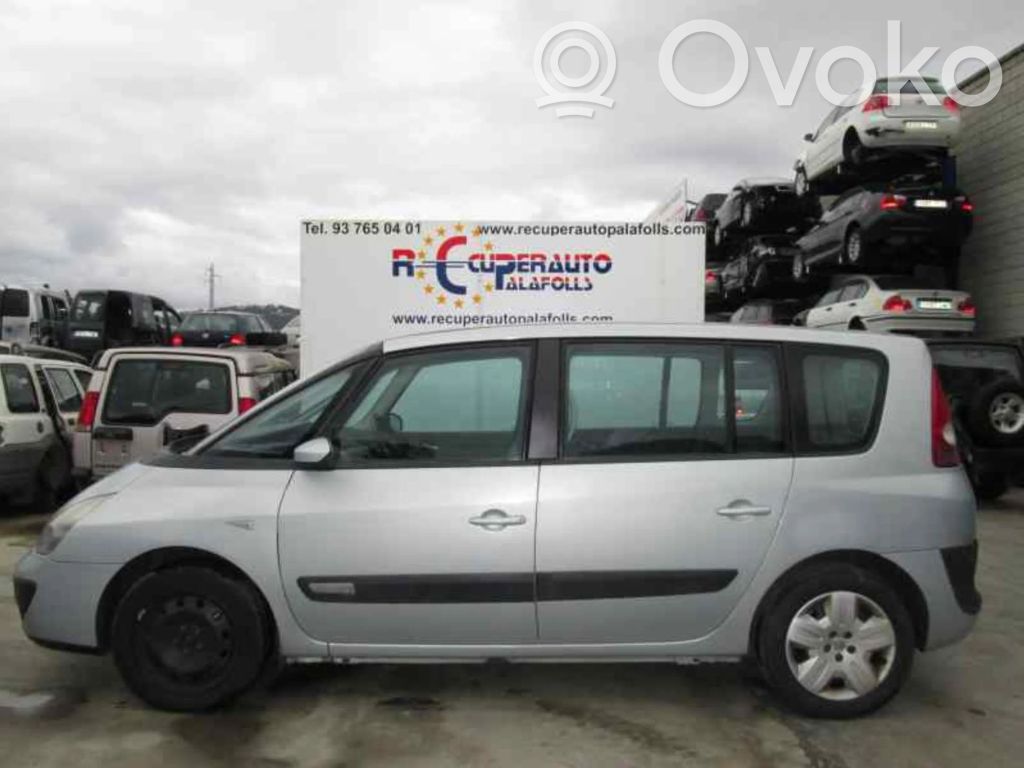 Espace IV Espace  8200240773