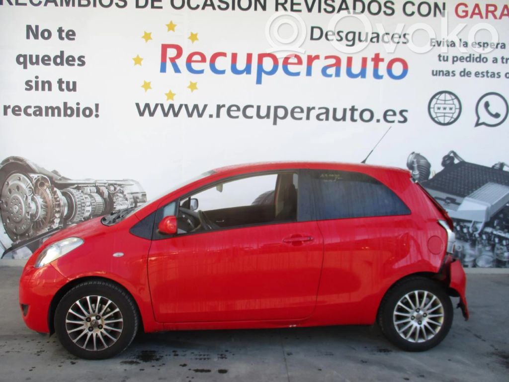 Yaris Yaris  472000D360A