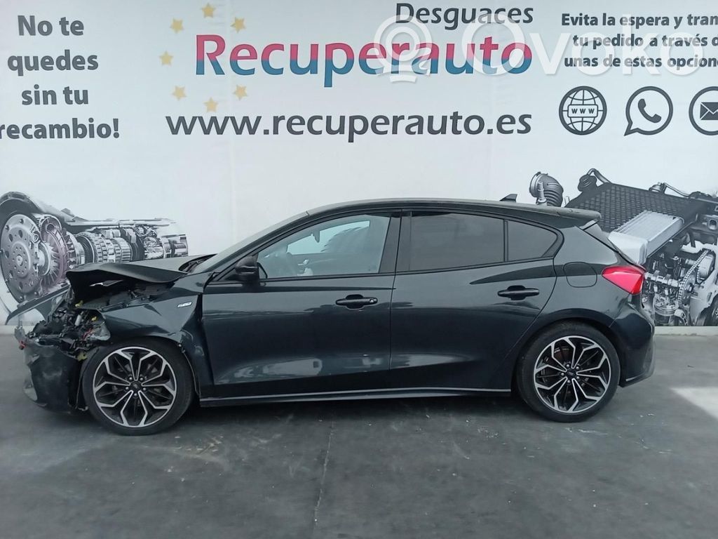 Focus Focus  E01948105