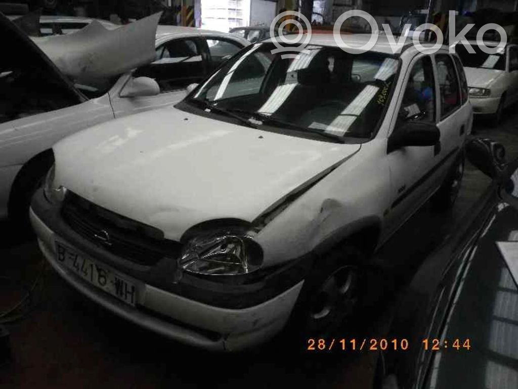 Corsa B Corsa  1077273
