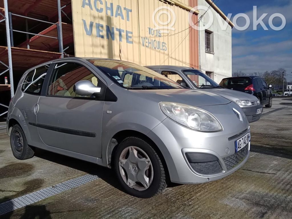 Twingo II Twingo  8200584675