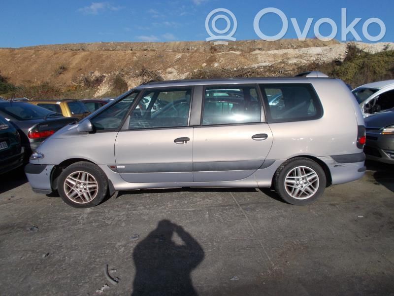 Espace III Espace  6025371077