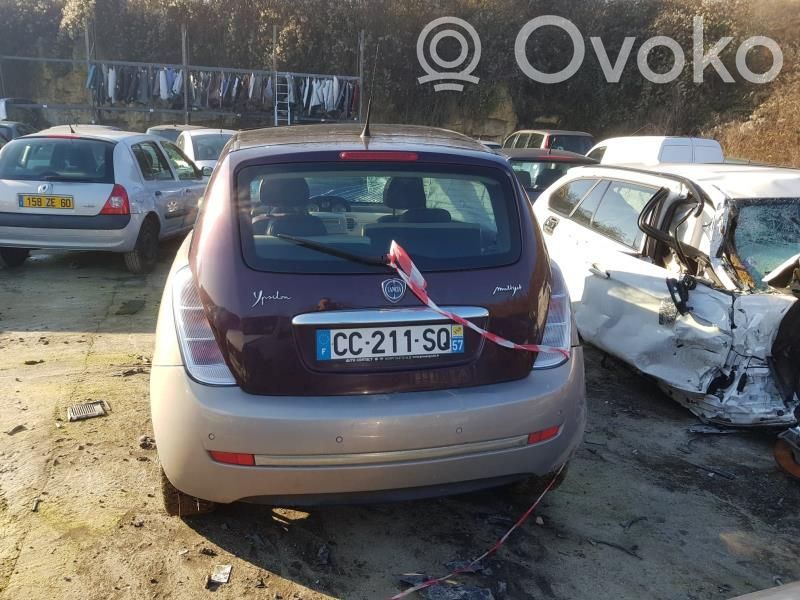 Ypsilon Ypsilon  51984054